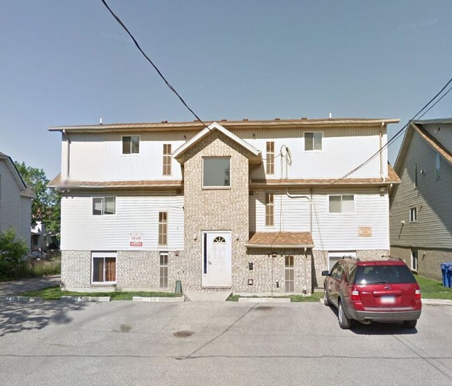 1105 Howard Av