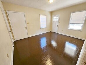 1200 W Lincoln Ave in Albany, GA - Building Photo - Building Photo