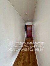 1930 N Vermont Ave in Los Angeles, CA - Building Photo - Building Photo