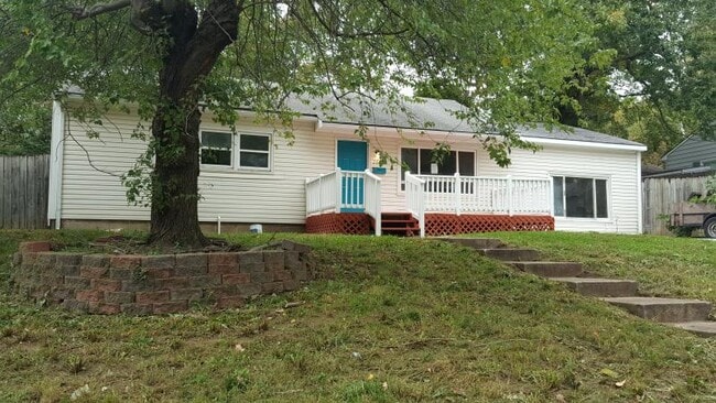 property at 2808 S 24th St