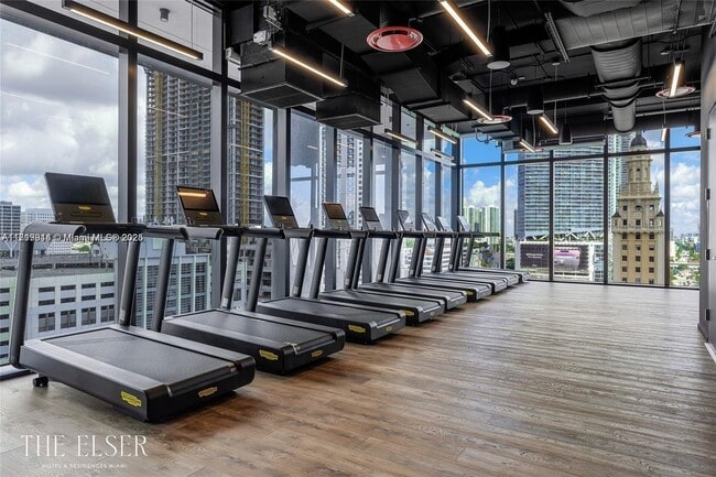 398 NE 5th St, Unit 4507 in Miami, FL - Building Photo - Building Photo