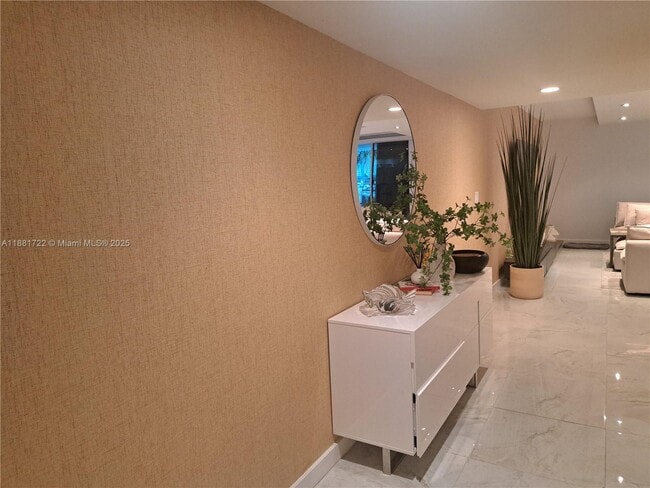 property at 468 Golden Isles Dr