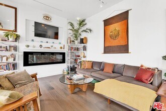 4839 Seldner Ave in Los Angeles, CA - Building Photo - Building Photo