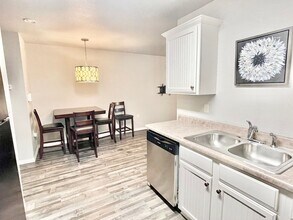 3457 W Chevaux Dr in Fayetteville, AR - Building Photo - Building Photo