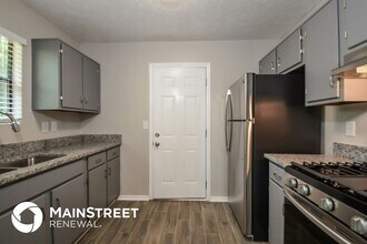 4012 Day Trail N in Ellenwood, GA - Foto de edificio - Building Photo