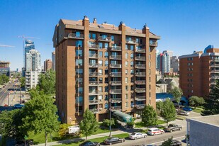 Hamstead Estates in Calgary, AB - Building Photo