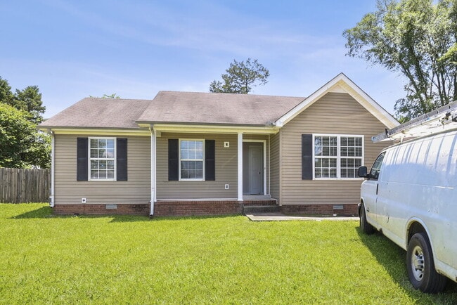 property at 2420 Plymouth Ct