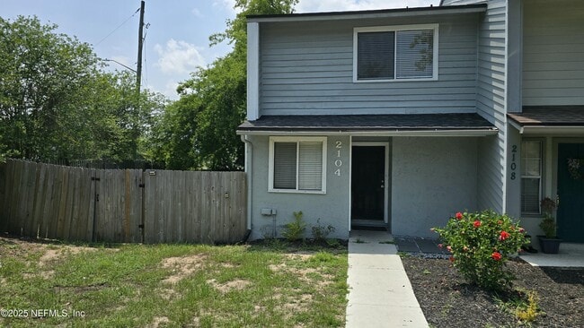 2104 Dunes Way Dr W in Jacksonville, FL - Building Photo - Building Photo