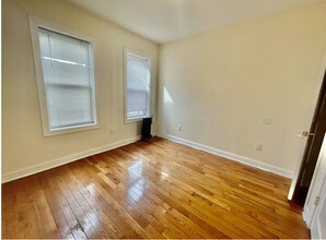 266 Monticello Ave in Jersey City, NJ - Building Photo - Building Photo