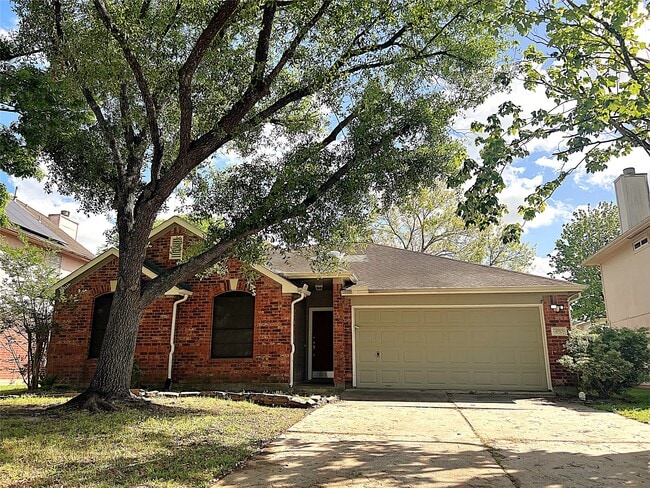 property at 4910 Linden Pl