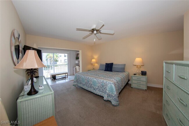 property at 515 Club Side Dr