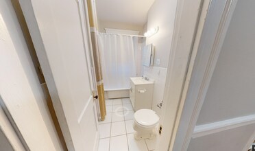 1 Gray St, Unit 3 in Cambridge, MA - Building Photo - Building Photo