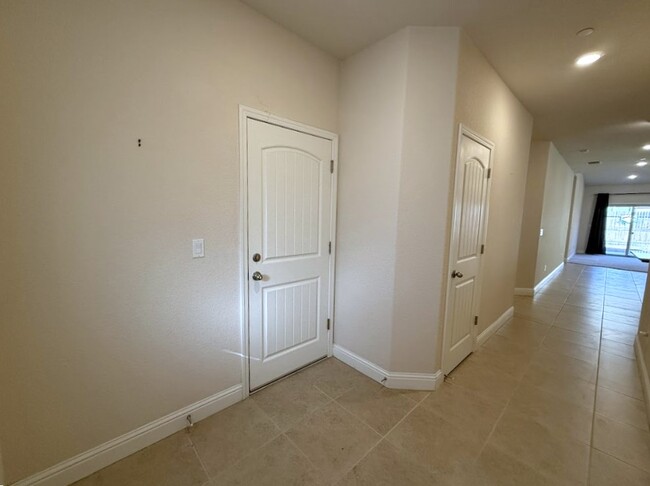 3784 Bonifacio Way in Merced, CA - Building Photo - Building Photo