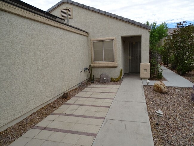 6208 Grizzly Gorge St in Las Vegas, NV - Building Photo - Building Photo