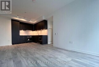 8-1608 Olympic Gdn Dr in Toronto, ON - Building Photo - Building Photo
