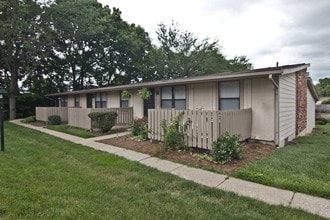 Cedarwood in Lexington, KY - Building Photo - Building Photo