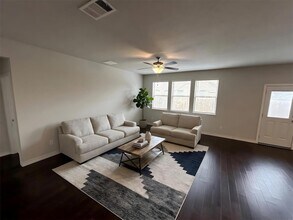 729 Aliso Trail in Leander, TX - Building Photo - Building Photo