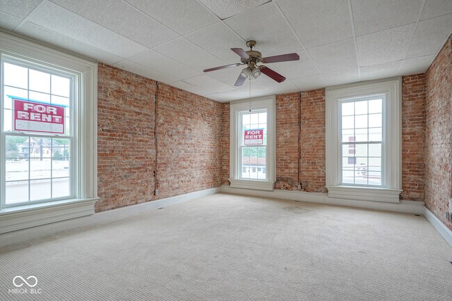113 W Main St in Greenfield, IN - Building Photo - Building Photo