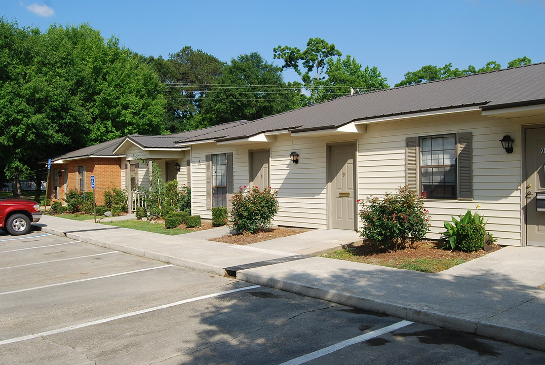 Camellia Village in Brantley, AL - Building Photo