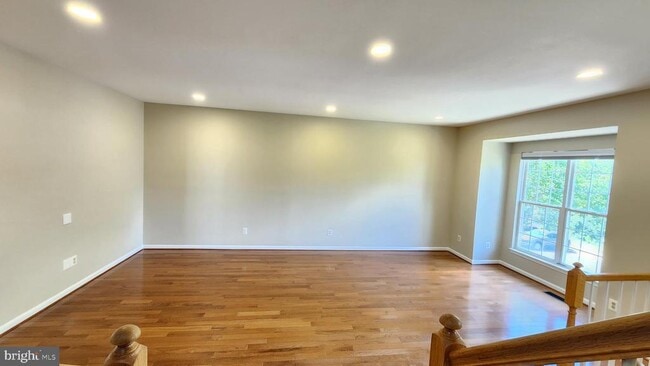 14773 Truitt Farm Dr in Centreville, VA - Building Photo - Building Photo