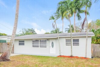 3705 William St in West Palm Beach, FL - Building Photo - Building Photo