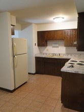 Hunter Brook Group in Lyons, IL - Foto de edificio - Interior Photo