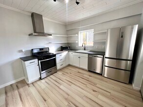 210 18th St in Pittsburgh, PA - Building Photo - Building Photo