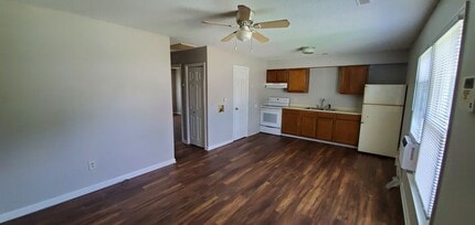 3410 Calumet Pl in Greensboro, NC - Building Photo - Building Photo