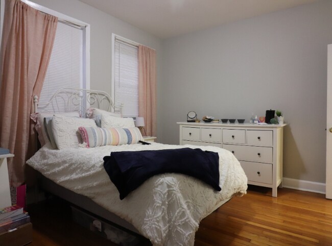 873 Beacon St, Unit 879 - 12 in Boston, MA - Building Photo - Building Photo