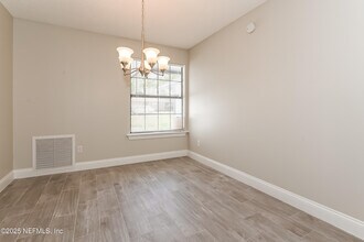 7215 Mimosa Grove Pl in Jacksonville, FL - Building Photo - Building Photo