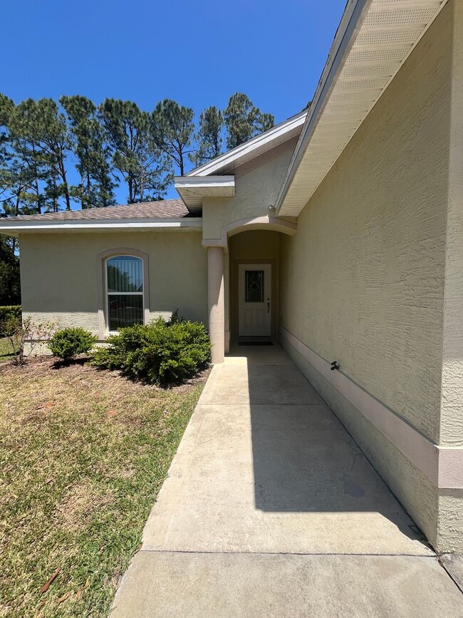 property at 12 Promenade Pl