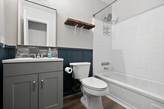 1351 Eason St NW in Atlanta, GA - Building Photo - Building Photo