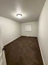 565 Pioneer Rd in Rexburg, ID - Building Photo - Building Photo