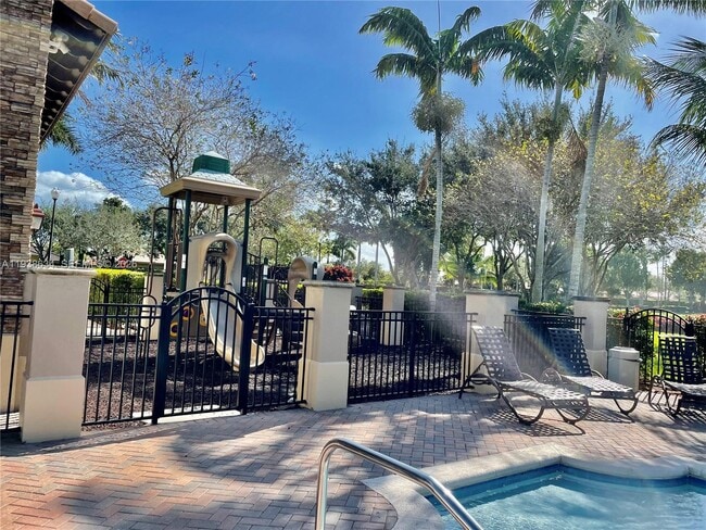 3395 NE 9th Dr in Homestead, FL - Building Photo - Building Photo