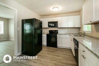 17228 Cerrito Dr in Belton, MO - Building Photo - Building Photo