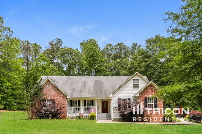property at 475 Jenkinsburg Rd