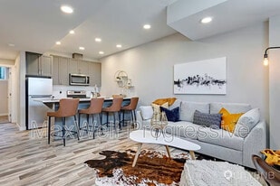 10303-15103 158 St NW in Edmonton, AB - Building Photo