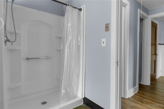 property at 85 Lake St