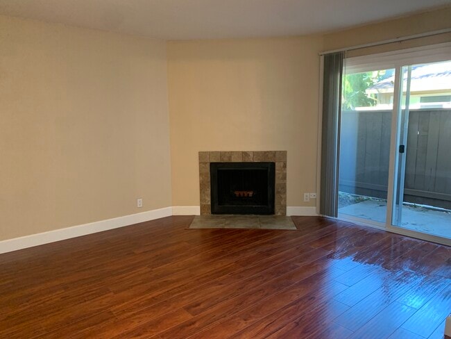 property at 6250 Havenside Dr