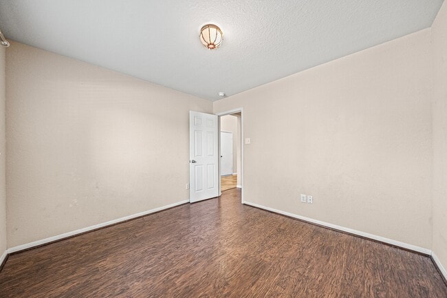 property at 13914 Juniper Bend Ln