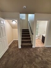 206 W 105th St in Los Angeles, CA - Foto de edificio - Building Photo