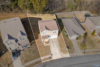 313 Mertle Dr in Huntsville, AL - Foto de edificio - Building Photo