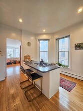 1808 N Clark St in Chicago, IL - Building Photo - Building Photo