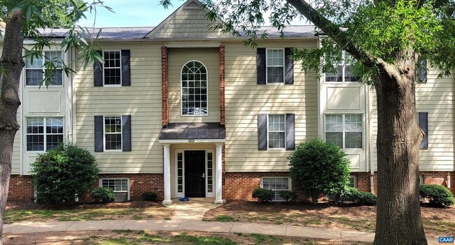 property at 1356 Villa Way