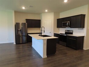 3037 Zinnia St in Royse City, TX - Building Photo - Building Photo