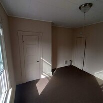 39 Wendell Pl, Unit 2-3 in Springfield, MA - Building Photo