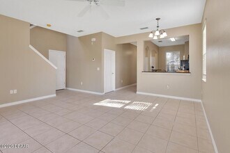 201 Aston Grande Dr in Daytona Beach, FL - Building Photo - Building Photo