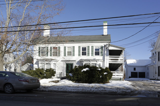 17 Federal St in Brunswick, ME - Foto de edificio - Building Photo