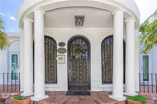 1220 SE 2nd St in Fort Lauderdale, FL - Building Photo - Building Photo