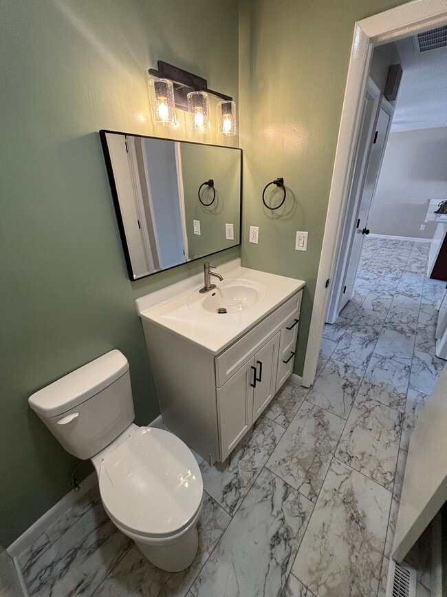 5455 Old Jacksonville Rd in Springfield, IL - Building Photo - Building Photo